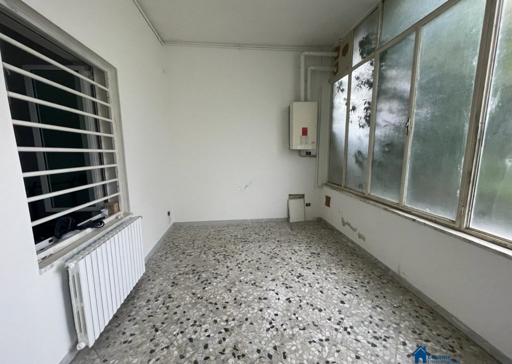 Case Indipendenti in vendita  90 m², Capurso