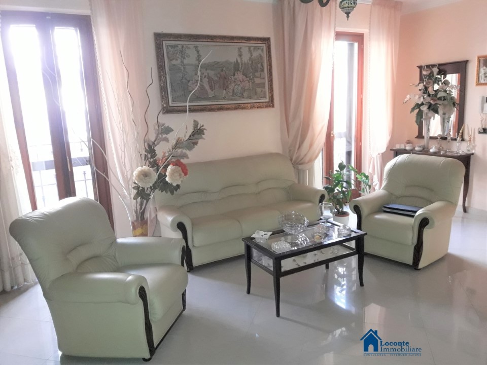 Villa Bifamiliare CELLAMARE vendita  Cellamare  Loconte Immobiliare