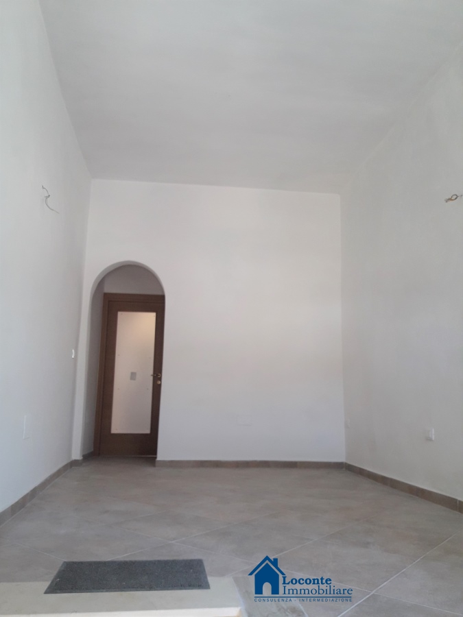 Villa Unifamiliare - Indipendente CAPURSO affitto  Capurso  Loconte Immobiliare