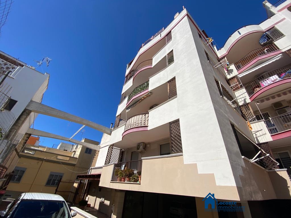 appartamento in VIA GIUSEPPE DIVAGNO a Capurso