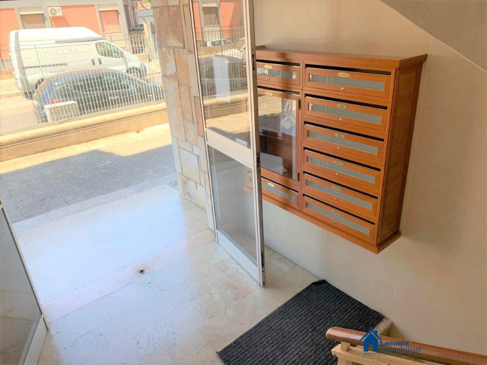 Appartamento BARI vendita  Poggiofranco  Loconte Immobiliare