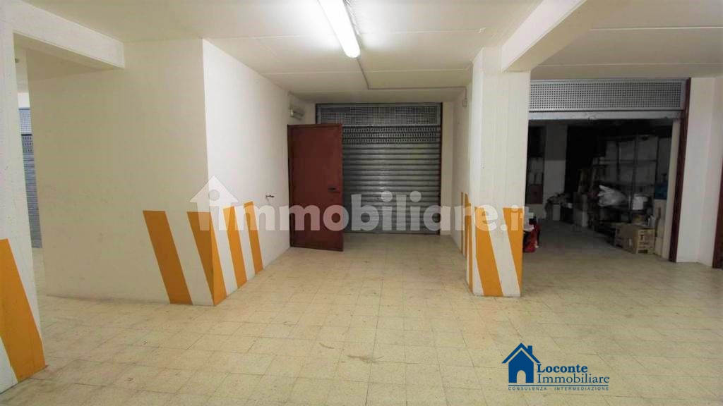 Box/Posto auto Capurso BA1349963